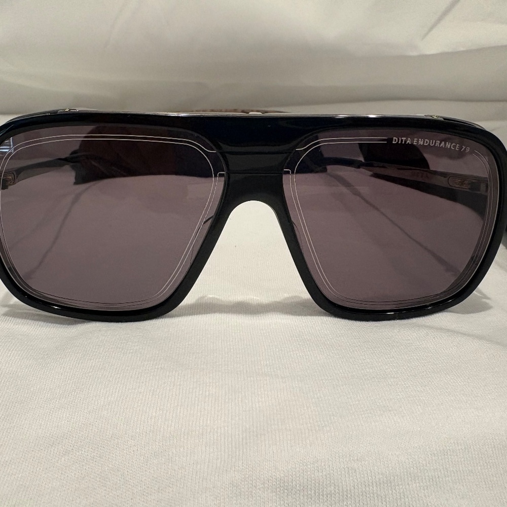 NEW! DITA Endurance 79;  DTS104-04BLK-PLD Black Palladium w/ Grey Lens 100% Auth